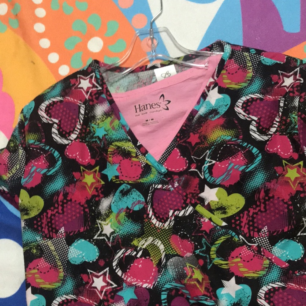 Scrub top - Picture 2 of 4
